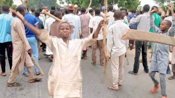 Katsina: Angry Community Residents Protests Frequent Terror Attack