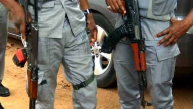1 Dead, 7 Injured as Customs, Smugglers Clash In Ogun