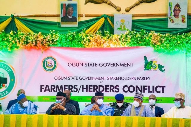 Farmers-Herders Crisis: Northern Governors Meet In Southwest, Propose ‘Lasting Solution’