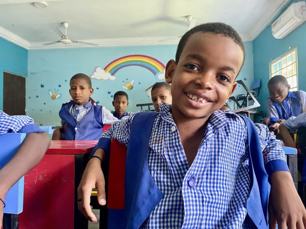 Some of the primary school pupils pose as the camera clicks. Photo: Abubakar Muktar Abba/HumAngle