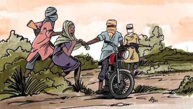 Illustration of three masked individuals on a road, one grabbing a person while another holds a machete. Motorcycle nearby.