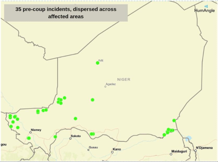 Map of Niger showing 35 green dots indicating pre-coup incidents scattered across various locations.